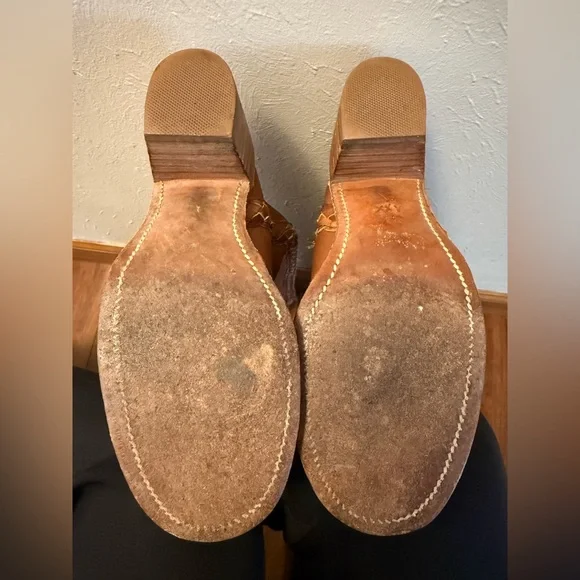 Amazing Vintage Frye Boots with Braided detail SZ 6.5 - Picture 8 of 10